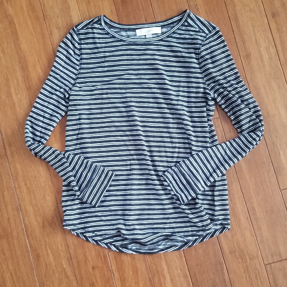 Striped Basic Tshirt - image 1